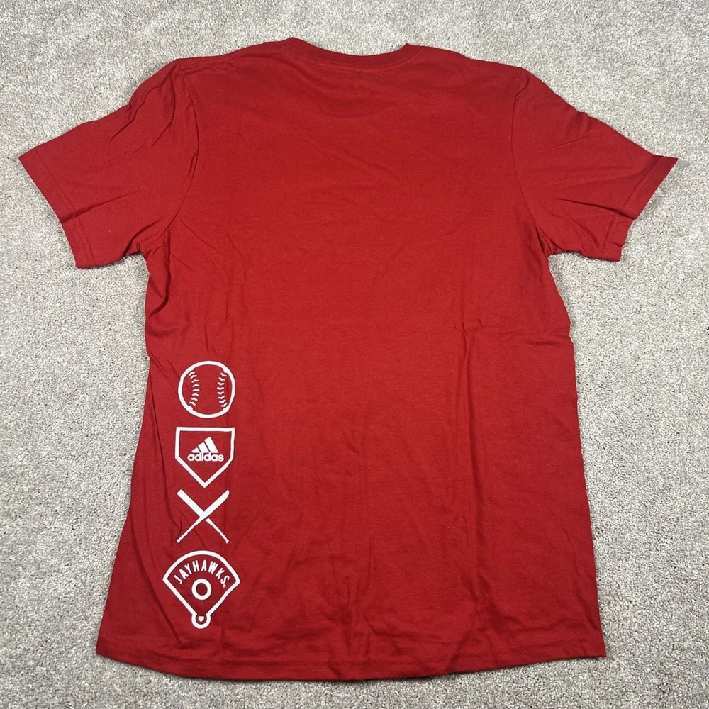 Adidas Kansas Jayhawks Softball Amplifier Tee‎ Mens Medium Red NCAA T-Shirt NEW